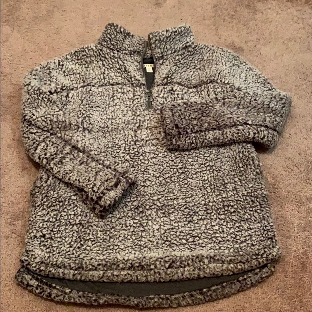 Grey Sherpa